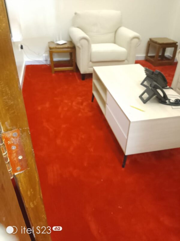 Wall to wall carpet
