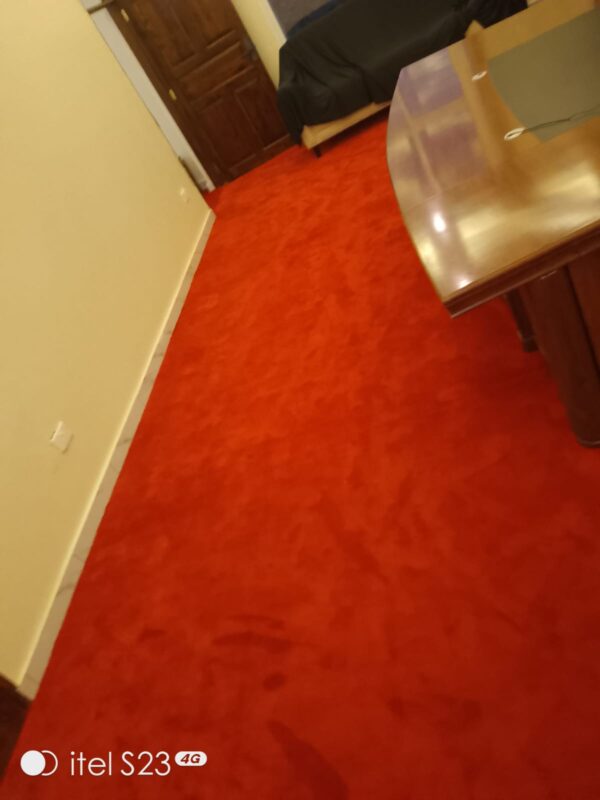 Wall to wall carpet