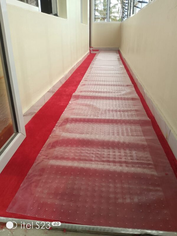 Wall to wall carpet