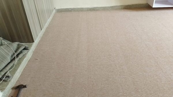 Wall to wall carpet