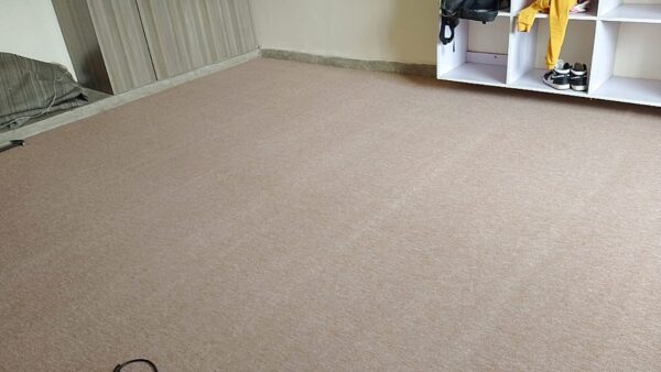Wall to wall carpet