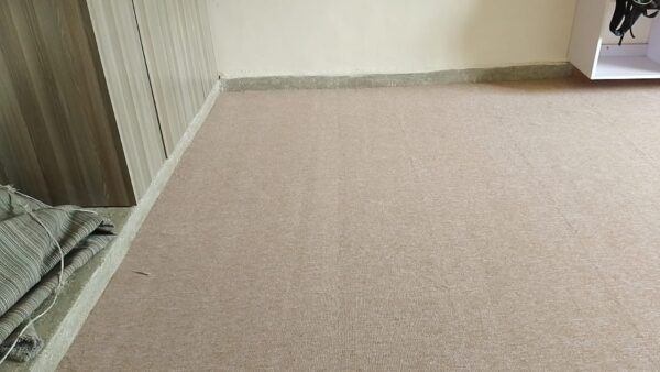 Wall to wall carpet