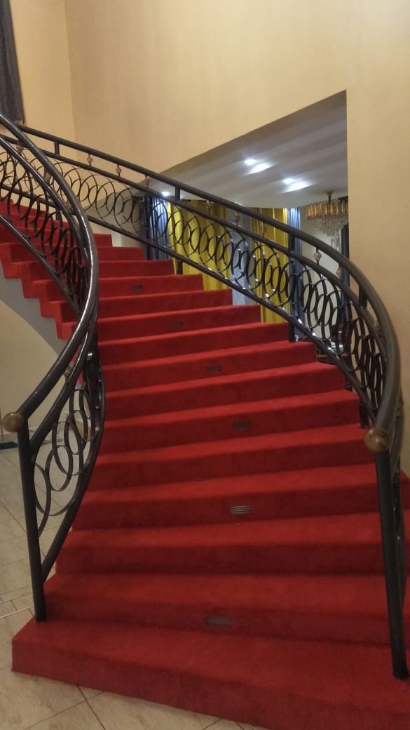 Wall-to-Wall Carpets per Square Meter