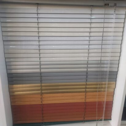 Venetian blinds