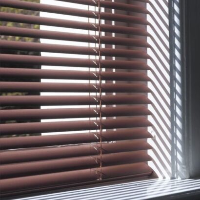 Venetian blinds