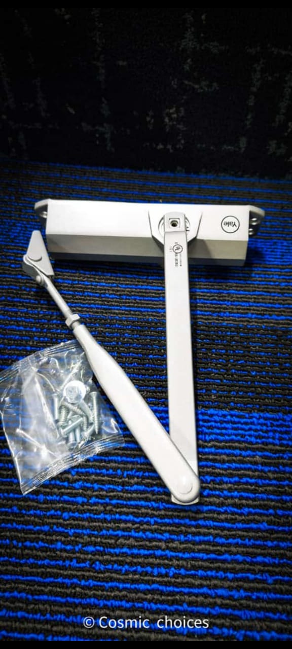 Jesilog-Decor-013579.jpeg Yale Door closer