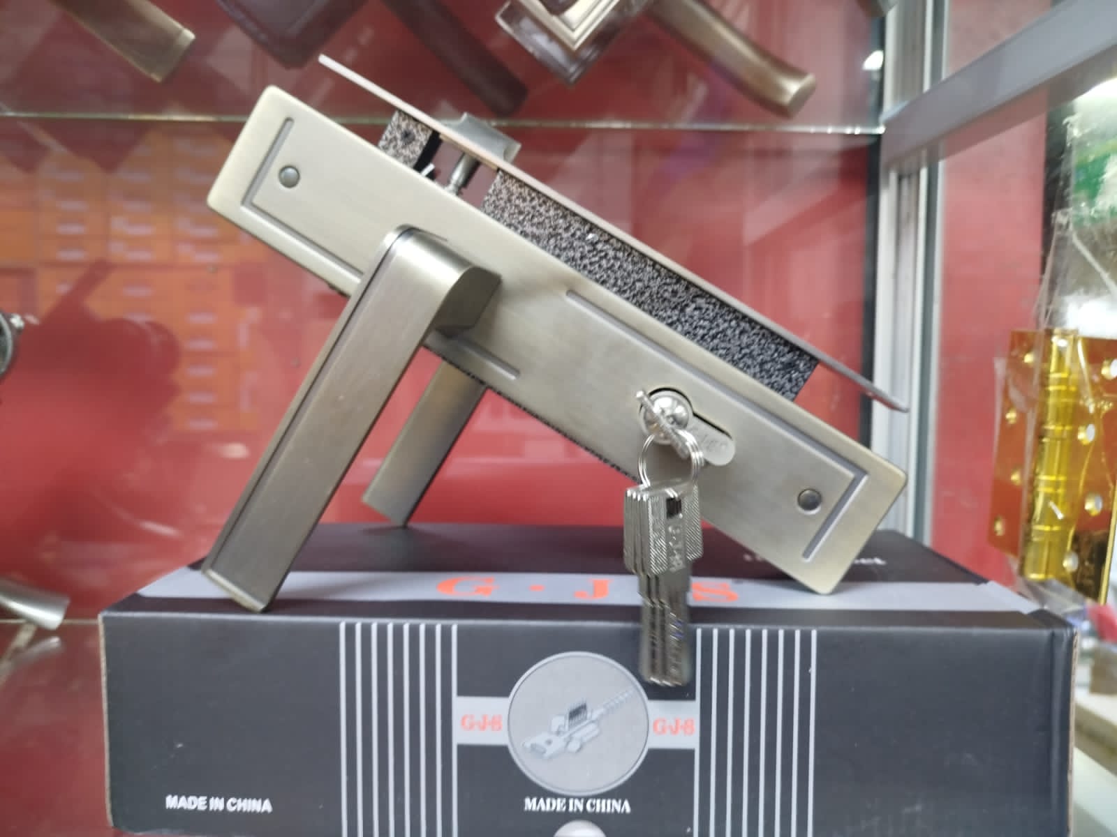 Jesilog-Decor-064181.jpeg GJS big handle locks