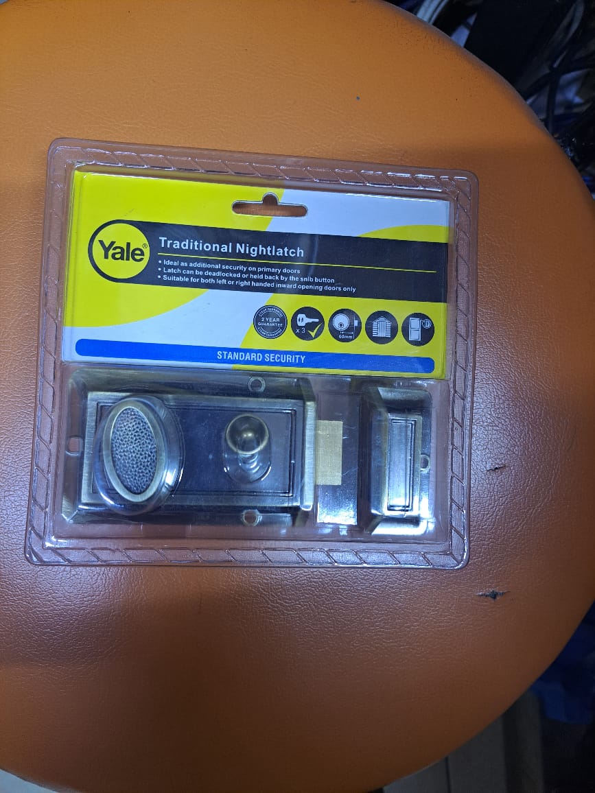 Jesilog-Decor-118371.jpeg Yale night-latch