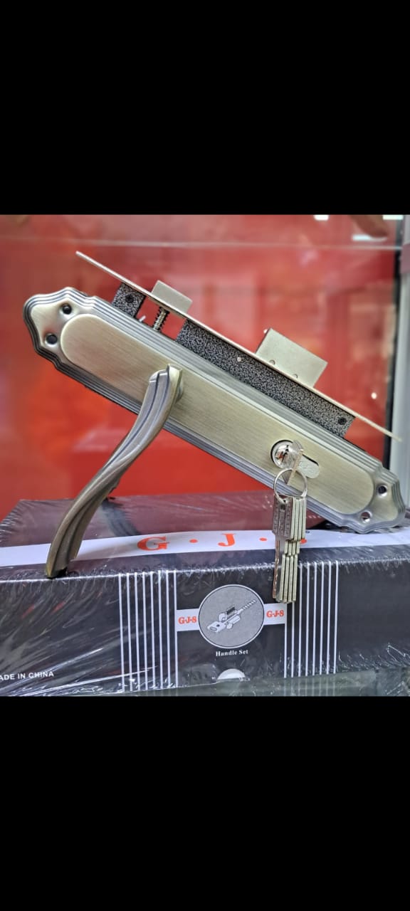 Jesilog-Decor-415512.jpeg GJS big handle locks