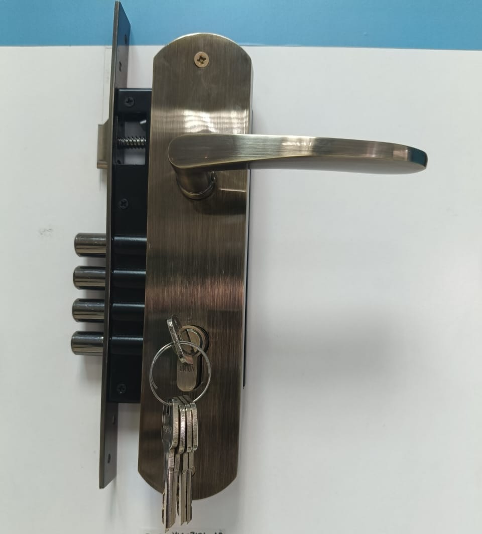 cosmic_product_image-28.jpg UNION LOCK – 4 BULLETS